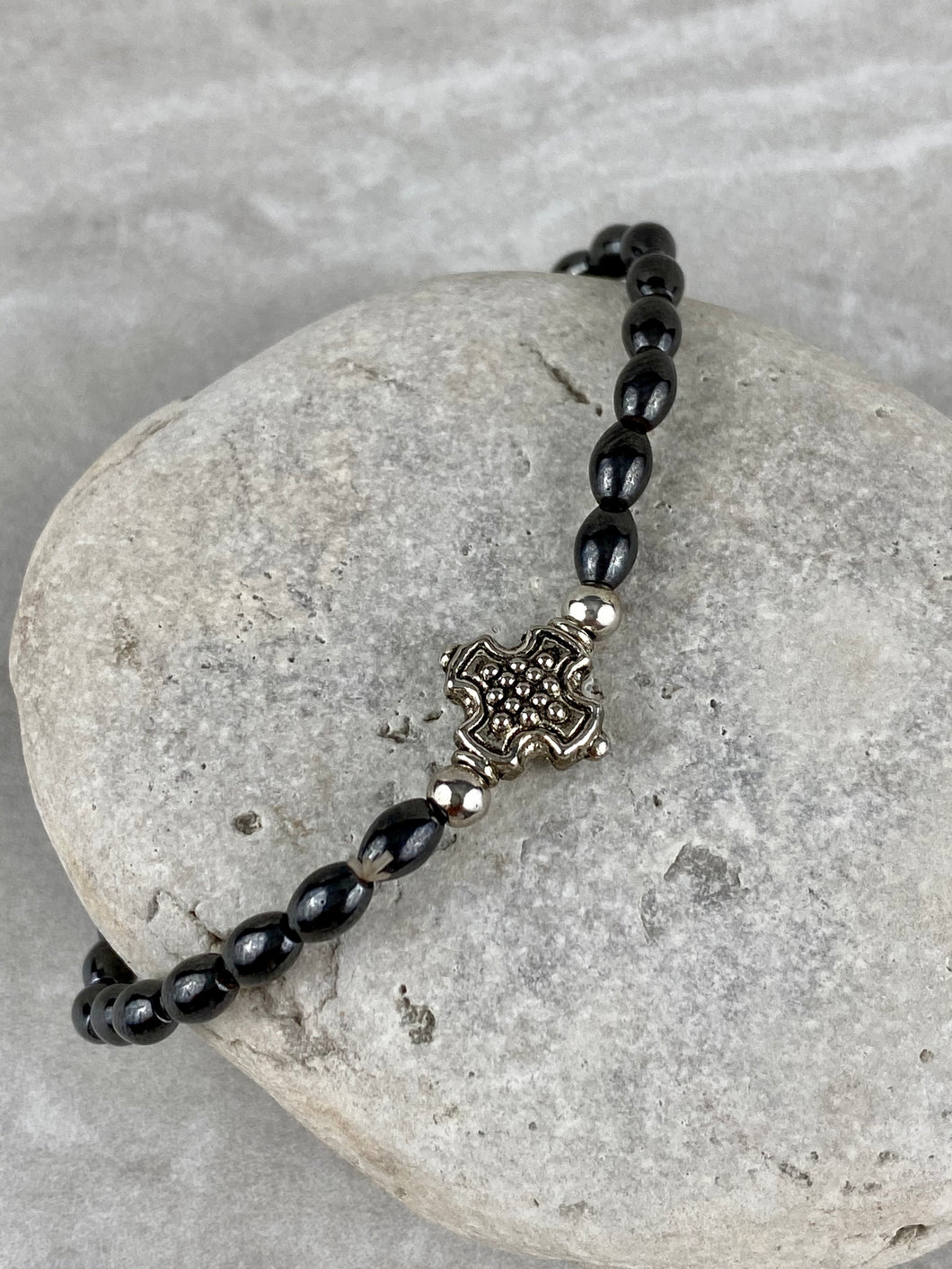 Beaded Stretch Bracelet with Cross LB4