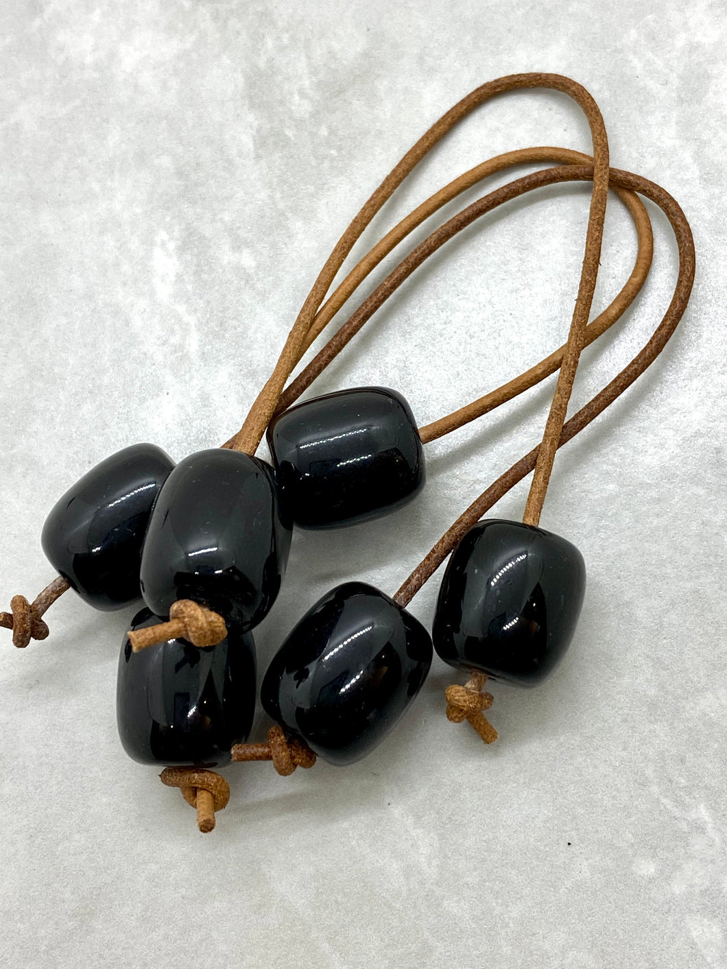 Black Beads with Suede Cord Begleri B9