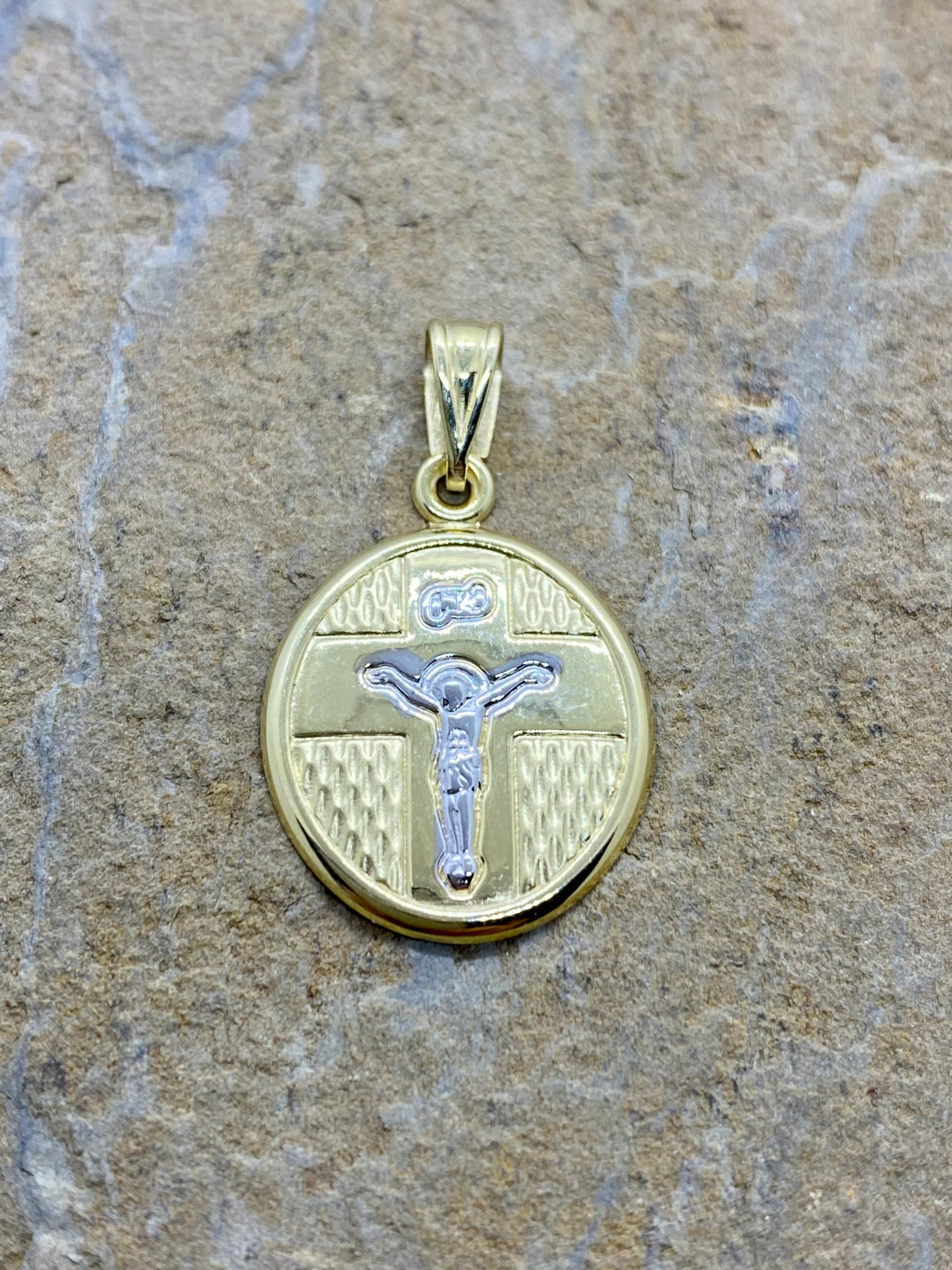 14k Gold Pendant GF27